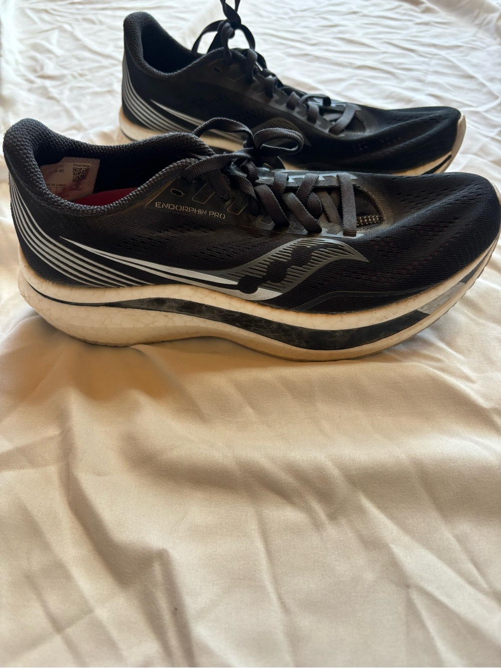 Women’s Saucony Endorphin Pro Racing Shoes